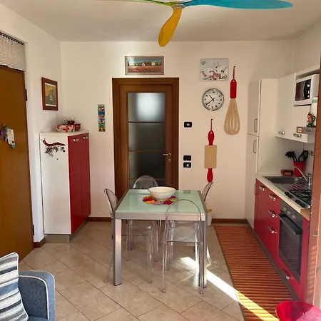 Casa Dei Fiori, Vista Lago, Piscina, Parcheggio Apartment